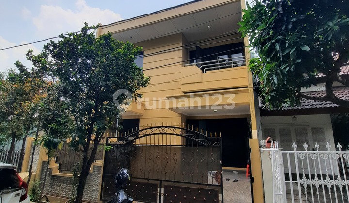 For Rent: Nice Cheap House in Pondok Indah, South Jakarta 2