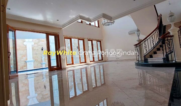 Dijual rumah luxury hadap selatan di pondok indah  2