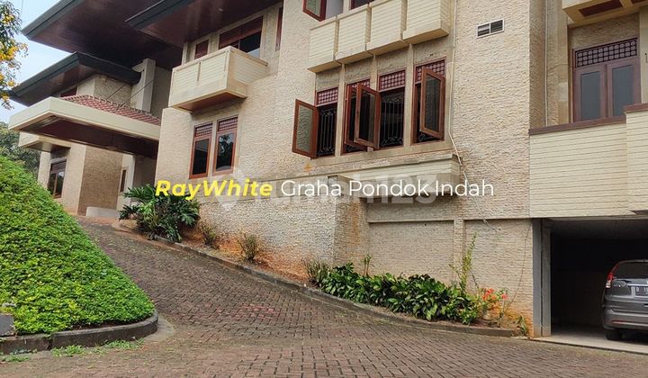 Dijual Rumah Bagus Besar di Pondok Indah Jaksel