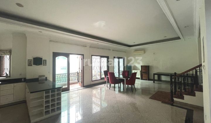 Dijual Rumah Bagus 2 Lantai di Dharmawangsa Kebayoran Baru Jaksel 2