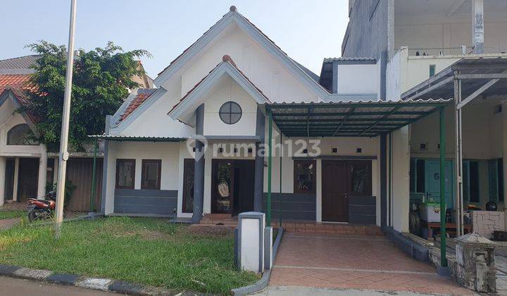 Dijual Rumah SHM Sudah Renovasi Hadap Selatan di Alam sutera 1