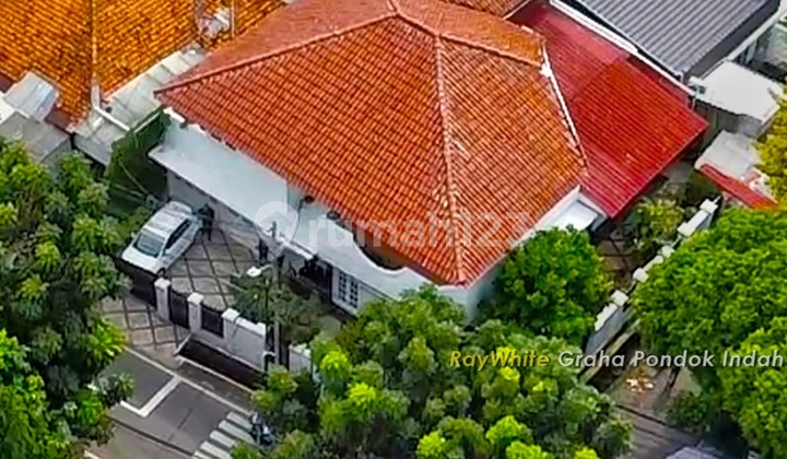 Rumah Hook Cantik Di Tanah Kusir Jakarta Selatan 1