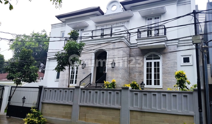 Rumah Mewah Dan Baru Lokasi Premium Di Kebayoran Baru Jaksel