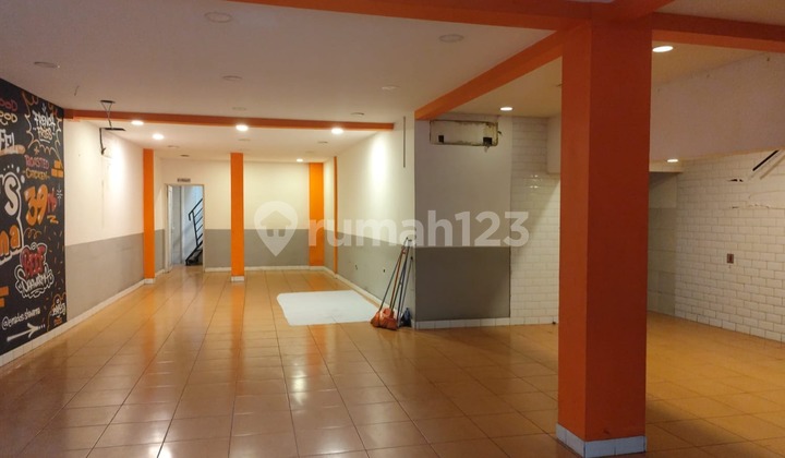 For Rent: Affordable Shop House on Fatmawati Raya, South Jakarta