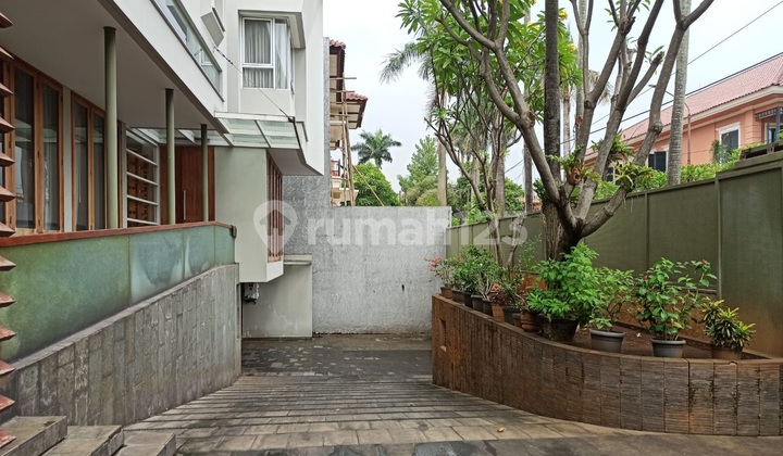 Disewakan Rumah Tinggal Mewah Dan Nyaman Di Pondok Indah Jaksel Disewakan Rumah Tinggal Mewah Dan Nyaman Di Pondok Indah Jaksel