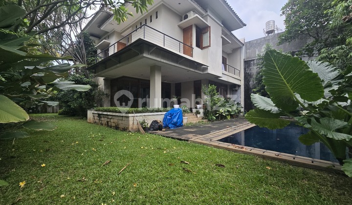 Dijual Rumah Mewah Lokasi Sangat Private Area Kemang Jaksel