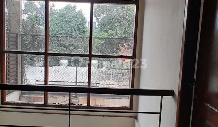 For Rent 2-Story Building Suitable for Office Near Terogong JIS