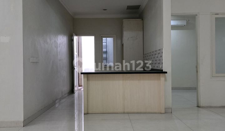 Dijual Rumah Cantik Dekat Jalan Utama Pondok Indah Jaksel