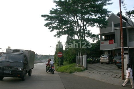 2-Storey Building for Rent in Pondok Pinang, South Jakarta 2