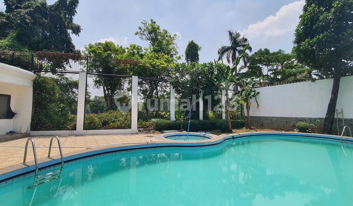 Disewakan Rumah Mewah View Bukti Golf Pondok Indah Jaksel