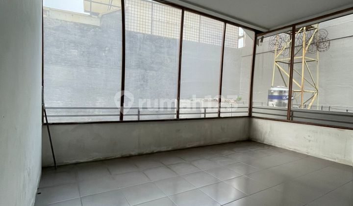 Disewa Cepat Rumah Siap Huni Semi Furnish di Pondok Indah, Jakarta Selatan 2