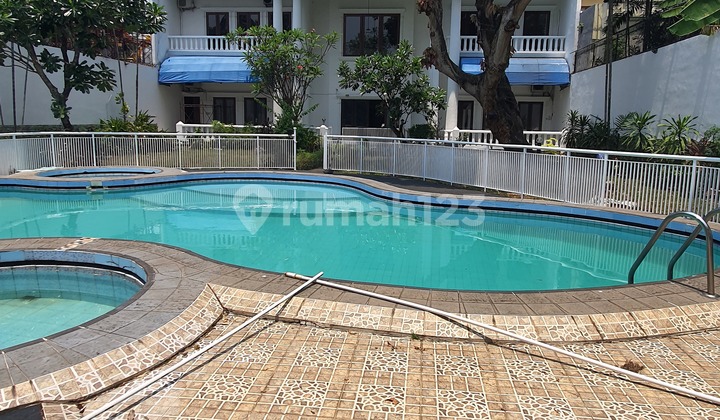 For Rent Luxury House with Golf Course View in Pondok Indah, South Jakarta For Rent Luxury House with Golf Course View in Pondok Indah, South Jakarta