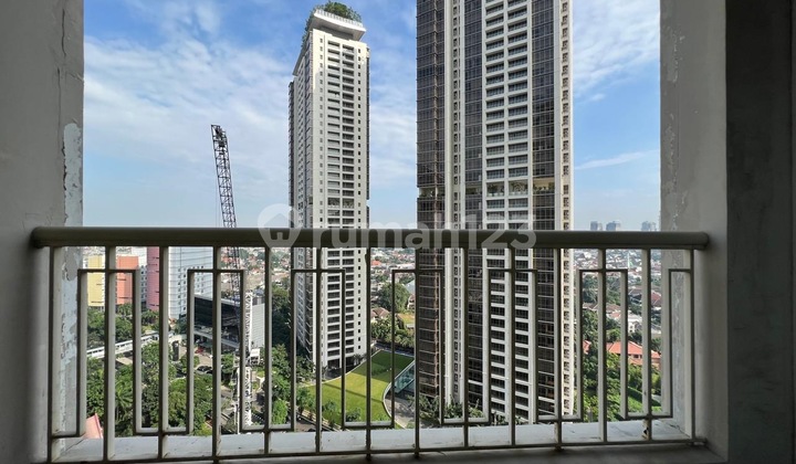 For Rent 2 Br Apartment Botanica Tower 1 Simprug (Lm)