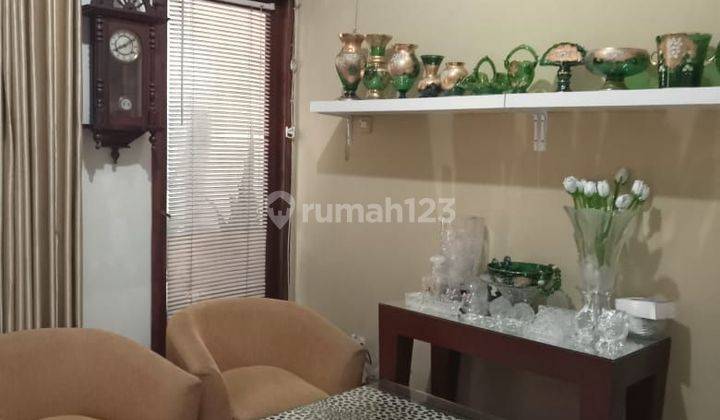 Dijual Rumah 3 Lantai Dekat Pondok Indah (ir/Lp) 1