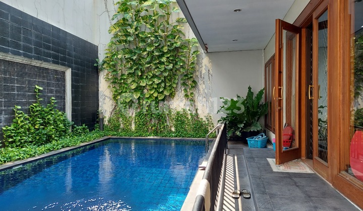 Disewakan Rumah Metro Alam Pondok Indah ( Ff )