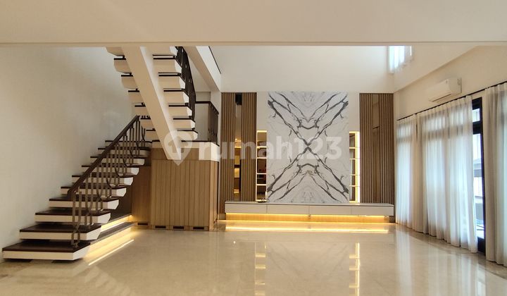 Disewakan Rumah 3Kt Ada Pool Lokasi Bukit Hijau Pondok Indah (Sd)