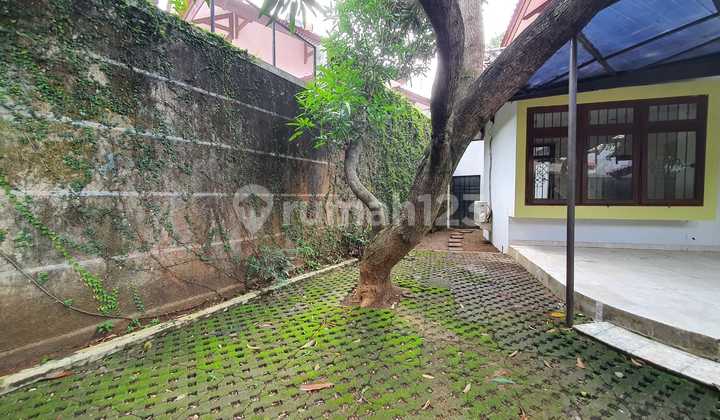 For Sale House and Land in Karang Tengah Bumi Karang Indah, Lebak Bulus Exclusive Listing (cm) For Sale House and Land in Karang Tengah Bumi Karang Indah, Lebak Bulus Exclusive Listing (cm)