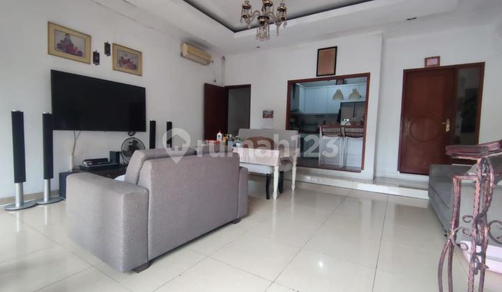 Dijual Rumah di Dekat MRT Cipete (Ww/Ff) Dijual Rumah di Dekat MRT Cipete (Ww/Ff)