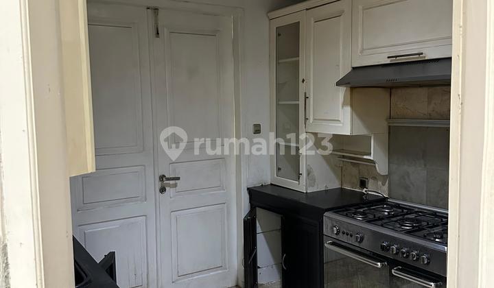 Disewakan Rumah Hook Jalan Lebar Di Pondok Indah (jp&cm)