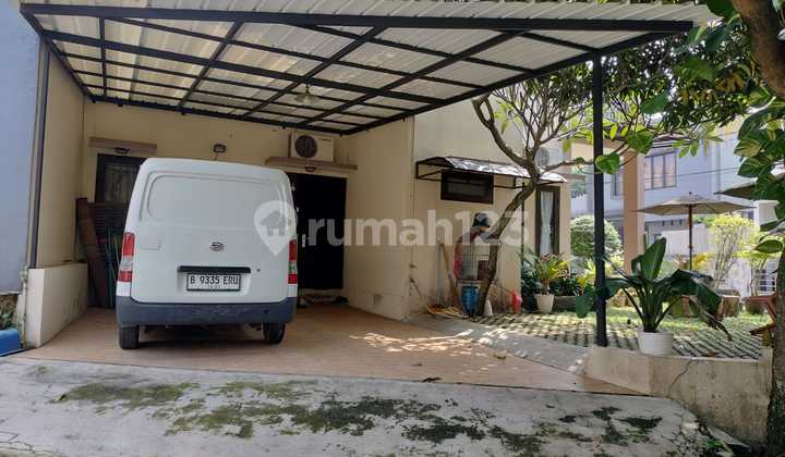 Dijual Rumah Hoek 2 Lantai di Grand Depok City (Ir)
