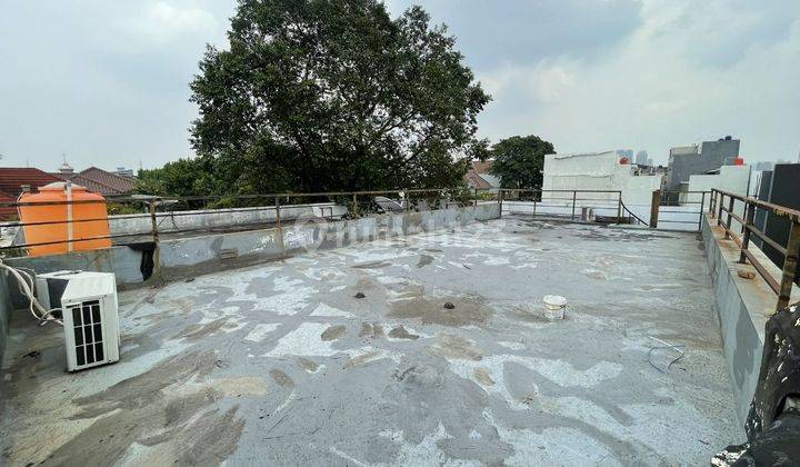 Disewakan Ruko 3 Lantai + Rooftop di Puri Mutiara Atas , Cipete (MM) 2