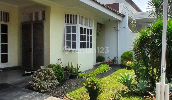 Dijual Rumah Klasik 2 Lantai Di Bintaro I Jakarta Selatan (irww) 1