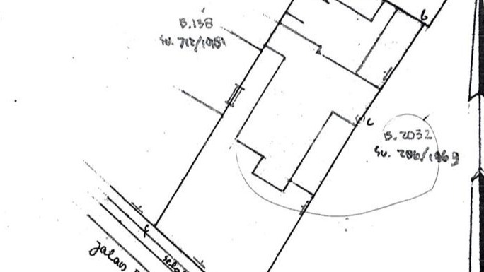 Dijual Rumah Lama dengan Harga Tanah Lokasi Strategis. Istimewa