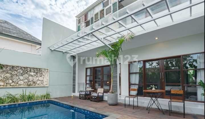 Villa di Jimbaran dekat Kantor Immigrasi Denpasar Bali (IR) Villa di Jimbaran dekat Kantor Immigrasi Denpasar Bali (IR)