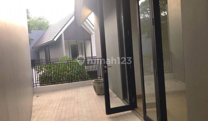 Rumah Modern Minimalis Di Townhouse Kemang Timur. Istimewa 2