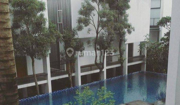 Rumah 2 Lantai Townhouse Modern Minimalis di Kemang Timur (IR*)