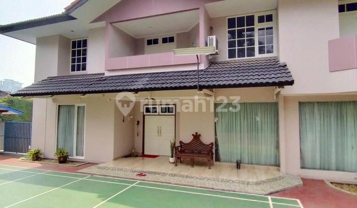 Rumah 2 Lantai di Abdul Majid Cipete Utara Jakarta Selatan (IR)