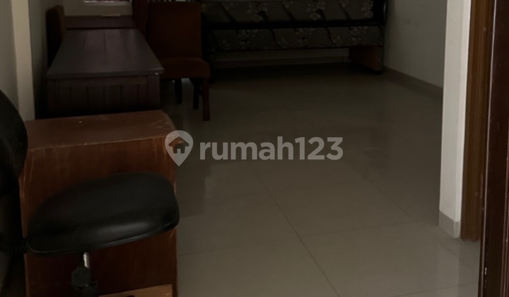 Dijual Cepat Kost 2 Lantai Parkir Luas di Cempaka Putih (IR) Dijual Cepat Kost 2 Lantai Parkir Luas di Cempaka Putih (IR)