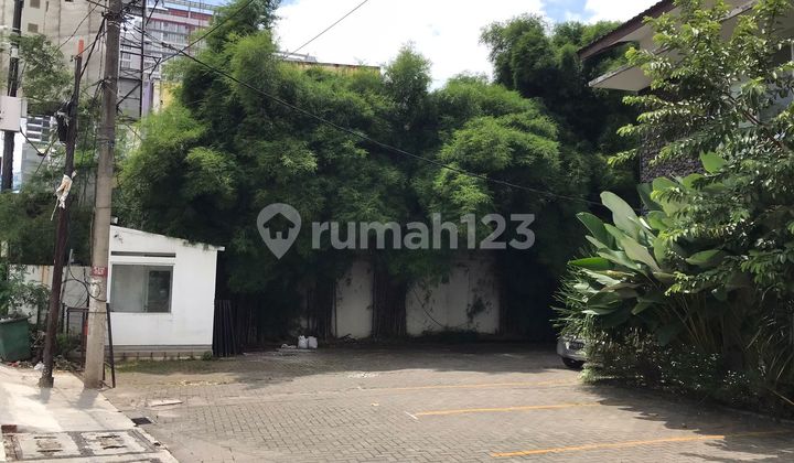 Strategic 2-Story Ex-Restaurant Building with Spacious Parking in Margonda, Depok