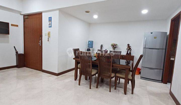 ruang makan apartement 3br poins square lebak