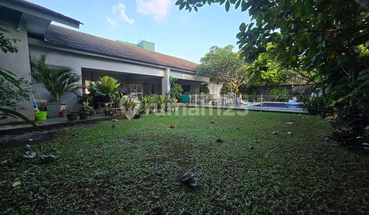 Rumah Dalam Komplek Eksklusif di Kemang, Lingkungan Tenang (Nb)