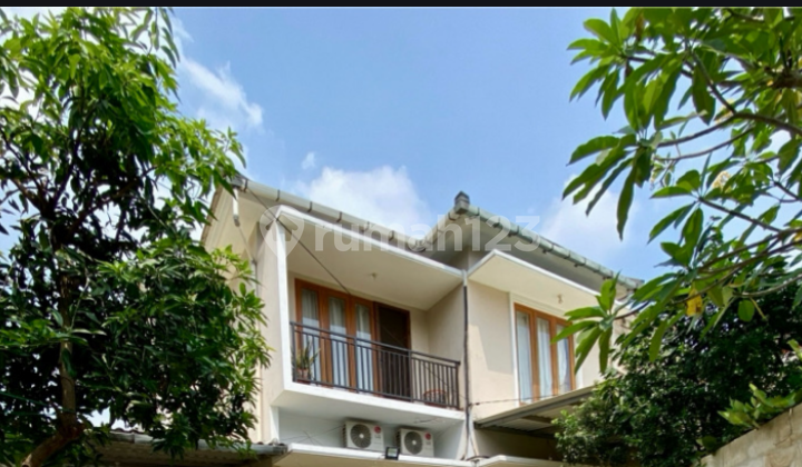 Dijual Rumah Tropical Cantik Lokasi Tenang dan Private (Nb)