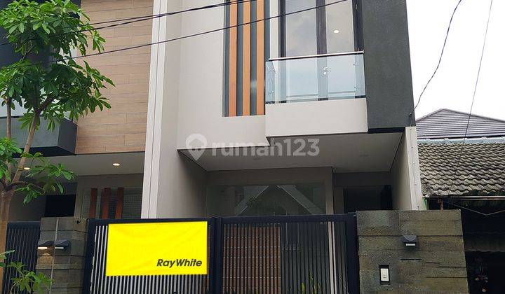 Rumah Mungil Minimalis Manyar Jaya Surabaya Timur Dekat Kampus 1