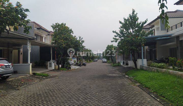 Rumah 2 Lantai Royal Residence Surabaya Barat Cluster Terdepan 2