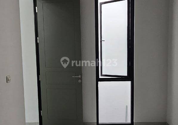 Rumah Baru 2 Lantai Minimalis Modern Dekat Raya Mulyosari 2