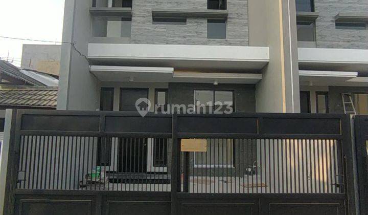 Rumah Minimalis Modern 2 Lantai Klampis Semolo Dekat Galaxy Mall 1