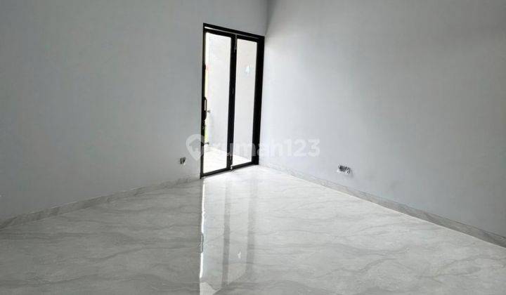 Rumah Baru Minimalis Modern Sutorejo Dekat Mall Dan Area Kuliner 2