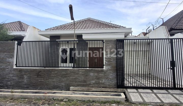 Dijual Rumah Tengah Kota Surabaya-Manyar, Dekat Mall