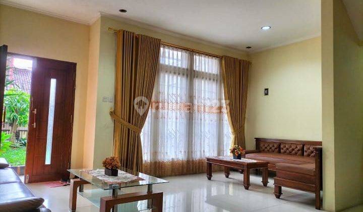 Rumah 3 Lantai Minimalis Jalan Lebar SHM di Sarijadi , Bandung 2