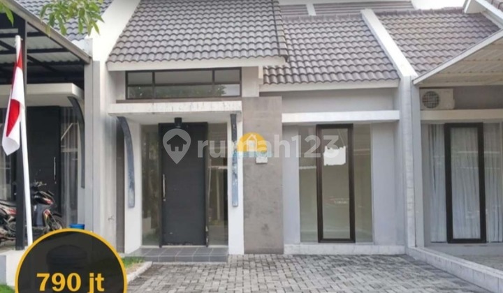 Dijual Rumah Bagus dan Siap Huni di Citra Grand 1
