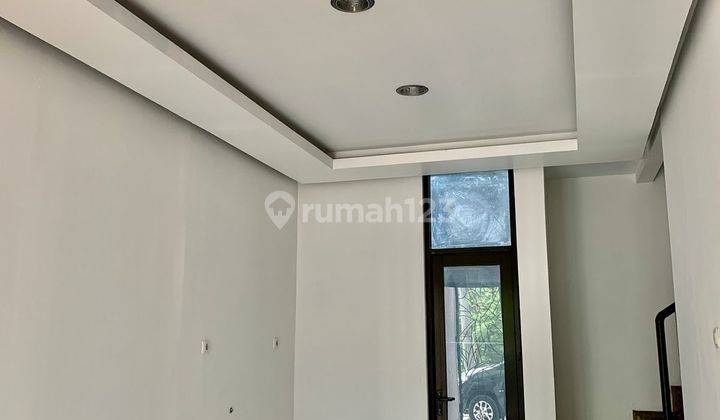 Dijual rumah 2 lantai siap huni di Margonda Depok  2