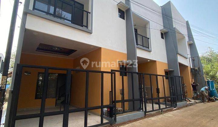 Dijual rumah 2 lantai 400 jutaan siap huni di pondok Rajeg  2