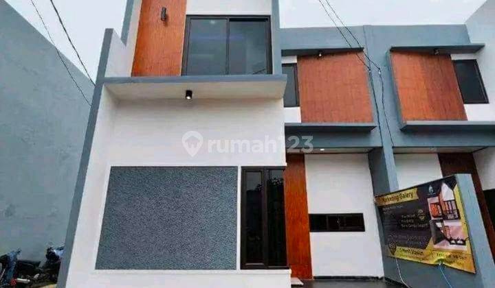 Rumah dijual 2 lantai 500 jutaan di Cibinong Bogor  1