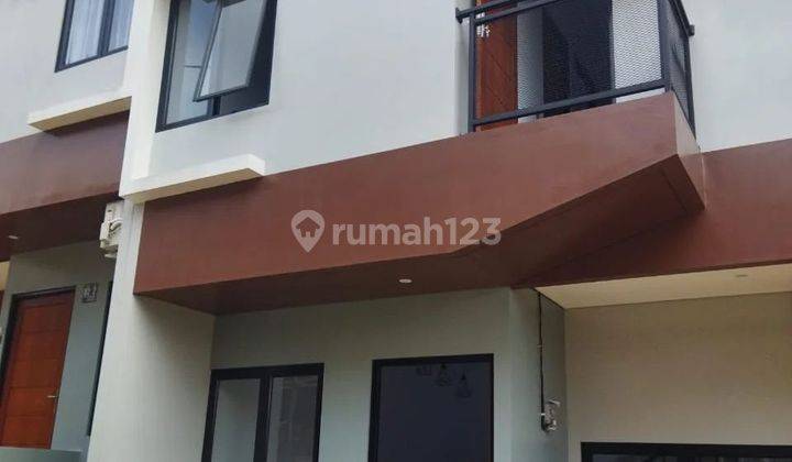 Dijual rumah 2 lantai ready stok di Kalimulya Cilodong Depok  2