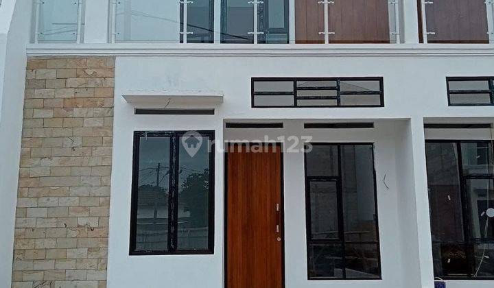 Dijual rumah 2 lantai 500jutaan di Cilodong Depok  1