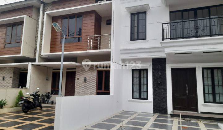 Dijual rumah 2 lantai siap huni 900 jutaan di Kalimulya Depok  2